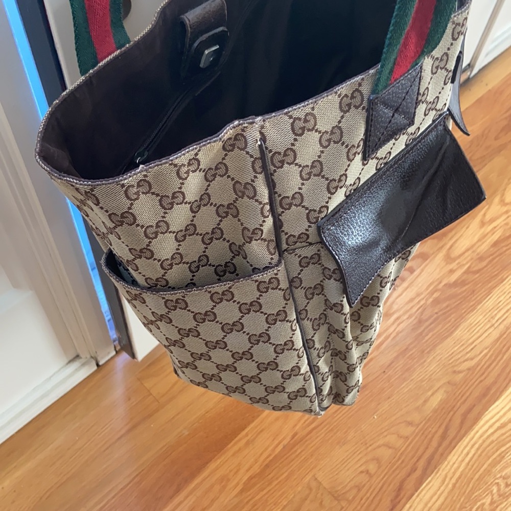 Gucci Tote - Picture 3 of 4
